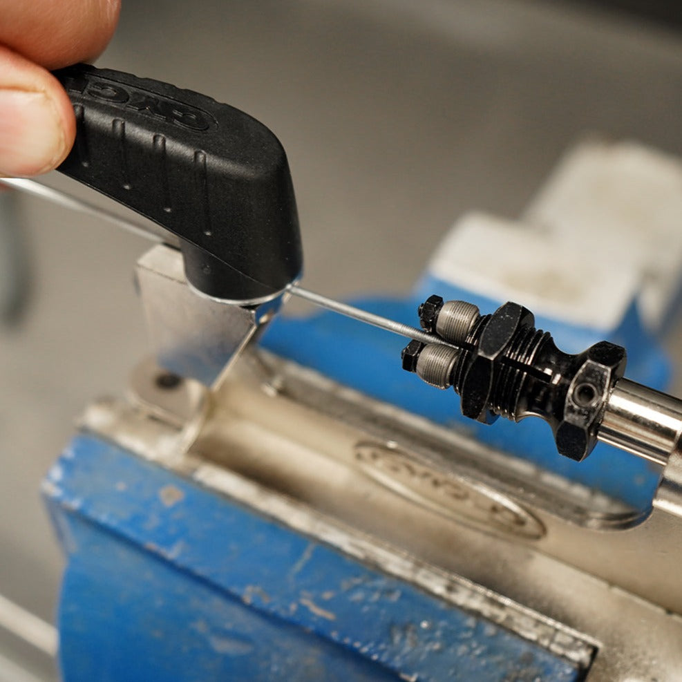 Spoke Thread Rolling Machine