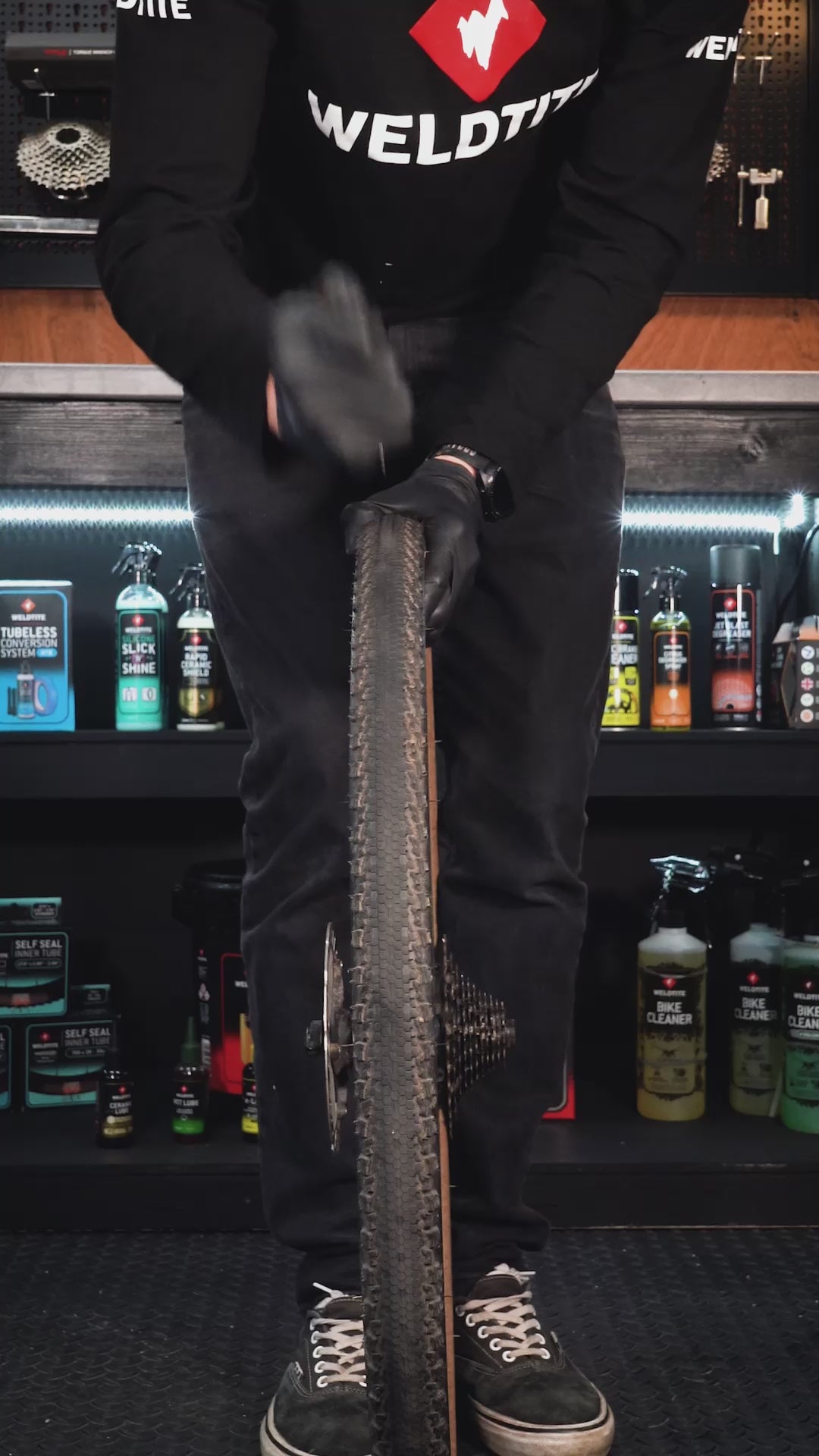 Load video: Tubeless Sealant