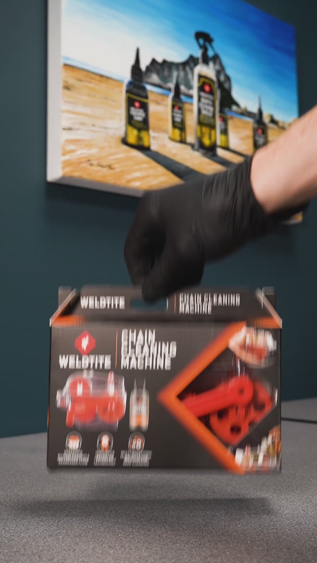 Load video: Chain Cleaning Machine